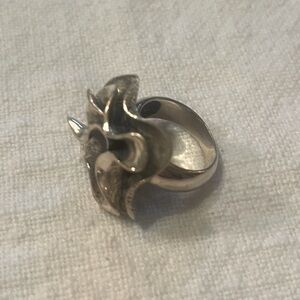 Silpada sterling silver flower ring